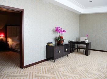 Longda Hot Spring Hotel Tianjin Extérieur photo